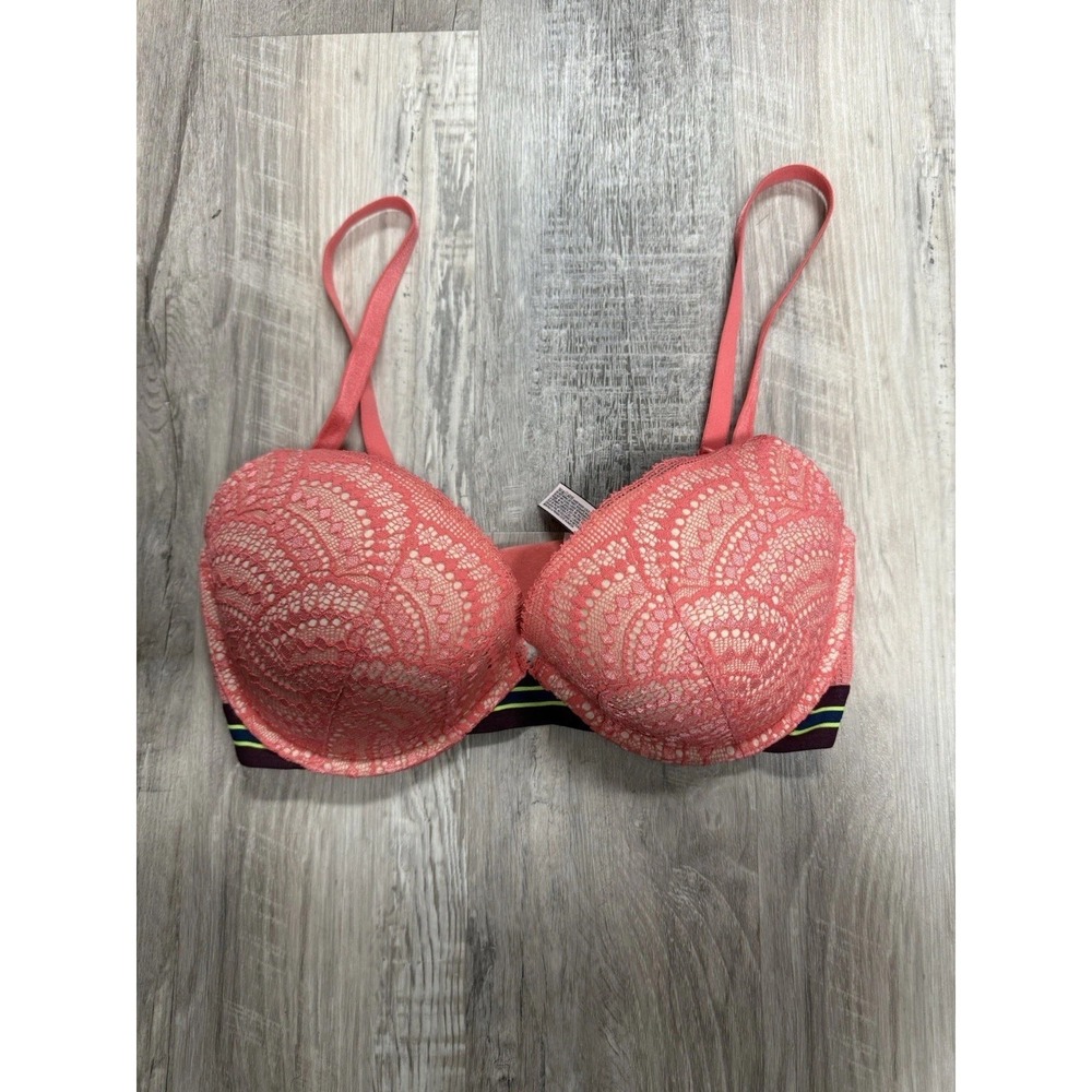 Victoria Secret PINK Wear Everywhere  Bra 34DD Lace. Coral Upscale Elegant